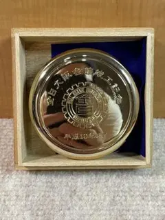【希少】1975年 沖縄国際海洋博記念 24KGP 金杯 守礼門 桐箱入り 希少】1975年 沖縄国際海洋博記念 24KGP 金杯 守礼門 桐箱入り - メルカリ