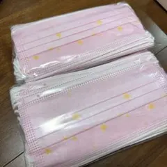ピンク 星柄 使い捨てマスク 複数枚入り　不織布マスク　三層構造