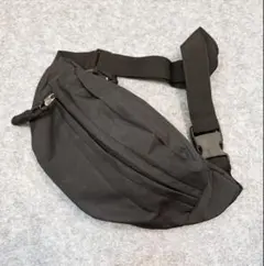 ウエストポーチ黒 ショルダーバッグ ウエストバッグ ワンショルダー 2Way