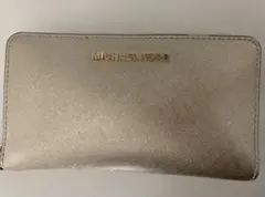 MICHEAL KORS 長財布 ゴールド 値下げしました！！のサムネイル
