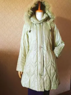 新品未使用☆ファー付きフードキルティングダウンコート