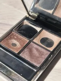 SUQQU シグニチャーカラーアイズ 03 光暮