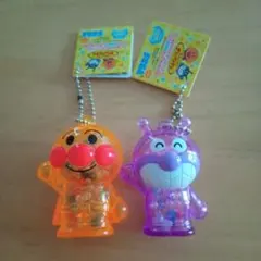 それいけアンパンマンシャカシャカクリアキーホルダー 2個セット