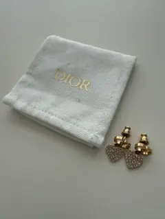m♡おまとめ歓迎様専用 DIOR ハートモチーフ ピアス - メルカリ