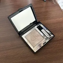 Dior ディオールショウ モノ クルール 658 アイシャドウ【未使用品】のサムネイル