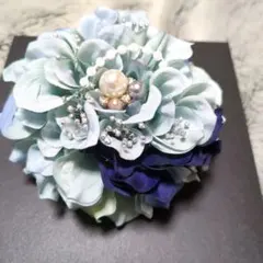 17時までタイムセール新品未使用青系花モチーフコサージュ