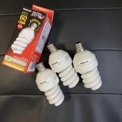 Panasonic パルックボールスパイラル 60W形　電球色　３個セット