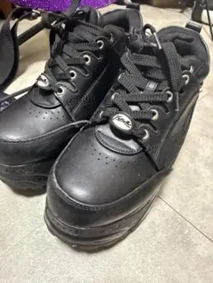 「YOSUKE/ヨースケ」厚底レースアップスニーカー