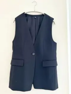 GU ノーカラーベストZ 黒　Sサイズ