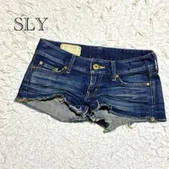 スライ　SLY デニムショートパンツ　カットオフ　インディゴ　Y2Kレディース