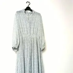 UNIQLO 花柄プリーツワンピース