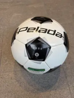 UMBRO サッカーボール 5号球 JFL公式試合球 - メルカリ