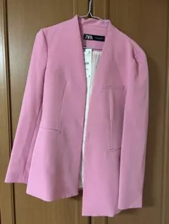 ZARA ピンク ノーカラージャケット 新品タグ付のサムネイル