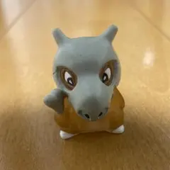 ポケモン カラカラ フィギュア ミニフィギュア 任天堂 pokemon - メルカリ