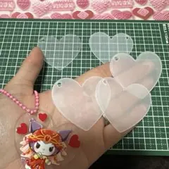 ハート型アクリルプレートチャーム10枚