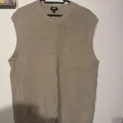 UNIQLO ベージュ ノースリーブベスト M