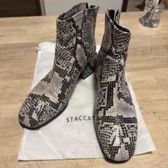 STACCATO ヘビ柄ブーツ 保存袋付きのサムネイル