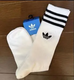 【送料込】adidas ソックス スリーライン Mのサムネイル