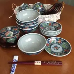 お茶碗と小皿、湯のみセット❗️