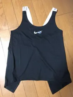 ナイキ タンクトップ