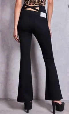 GYDAハイウエストBACKクロスフレアパンツ ブラックのサムネイル