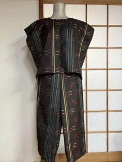 着物を日常に】さらり軽やか♪ 大島紬リメイクブラウス - メルカリ