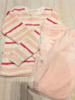 【新品】パジャマ　モコモコパジャマ　2点セット 130cm　ピンク　女の子