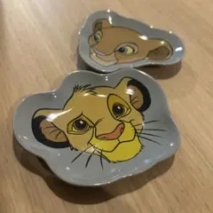 【美品】シンバ　ナラ　小皿　小物入れ　スリーコインズ　陶器　ディズニー　食器