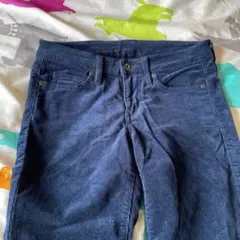 UNIQLOコーデュロイパンツ