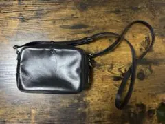 agnès b. アニエス・ベー　レザーショルダーバッグ　ブラック