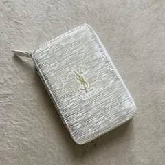 新品☆イヴ・サンローランボーテ　2025ホリデーノベルティ メイクポーチ