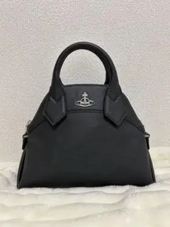 ヴィヴィアンウエストウッド バッグ