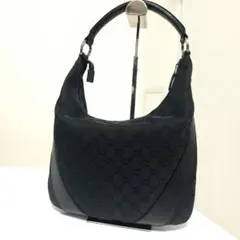 GUCCI ワンショルダーバッグ　ハーフムーン　ホーボー　レザー　黒　ロゴ型押し 2026年最新】GUCCIハーフムーンホーボーの人気アイテム - メルカリ