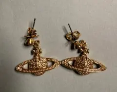 美品 Vivienne Westwood ヘアピン ヘアクリップ ゴールド - メルカリ
