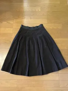 マーガレットハウエルスカート