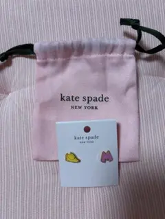 Kate Spade ミニーのMとヒールのピアス