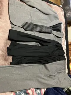 GU セットアップスーツ