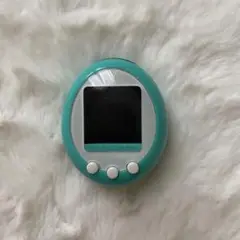 たまごっちプラスカラー/グリーン　やけあり たまごっち プラスカラー グリーン+ホワイト