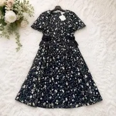 新品未使用✨️ローズティアラジュエル 花刺繍 リボン ワンピース 46