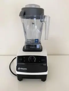 中古美品　Vitamix バイタミックス VM0111 ミキサー 2L 2025年最新】vitamix vm0111の人気アイテム - メルカリ