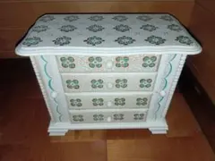 花柄装飾の木製小物入れ　引き出し　アンティーク風　ブロカント