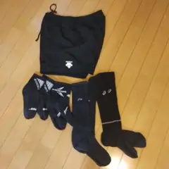 DESCENTE パンツとソックス4足セット