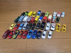 トミカ　４４台　まとめ売りのサムネイル