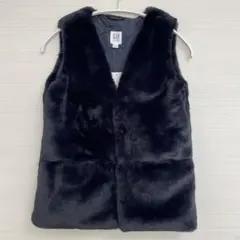 【本日限定値下げ】新品タグ付き　GAP KIDS ファーベスト　M 130cm