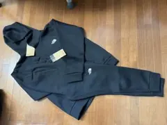 新品お買い得！ノースフェイスTech Air スウェットセット