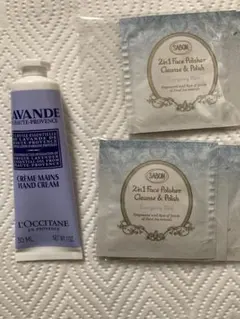 L'OCCITANE AVANDE ハンドクリーム 30mlとサボンスクラブ5袋