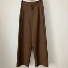 GU タックワイドパンツ センタープレス入り　美品