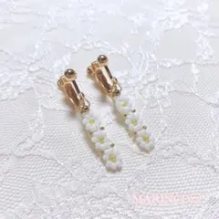 フラワービーズイヤリング／マーガレット(NO.392)