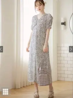 ニュアンス柄パワショルバックレースアップワンピース　アイボリー