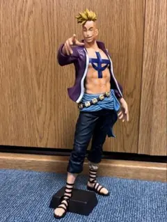 ワンピース マルコ フィギュア